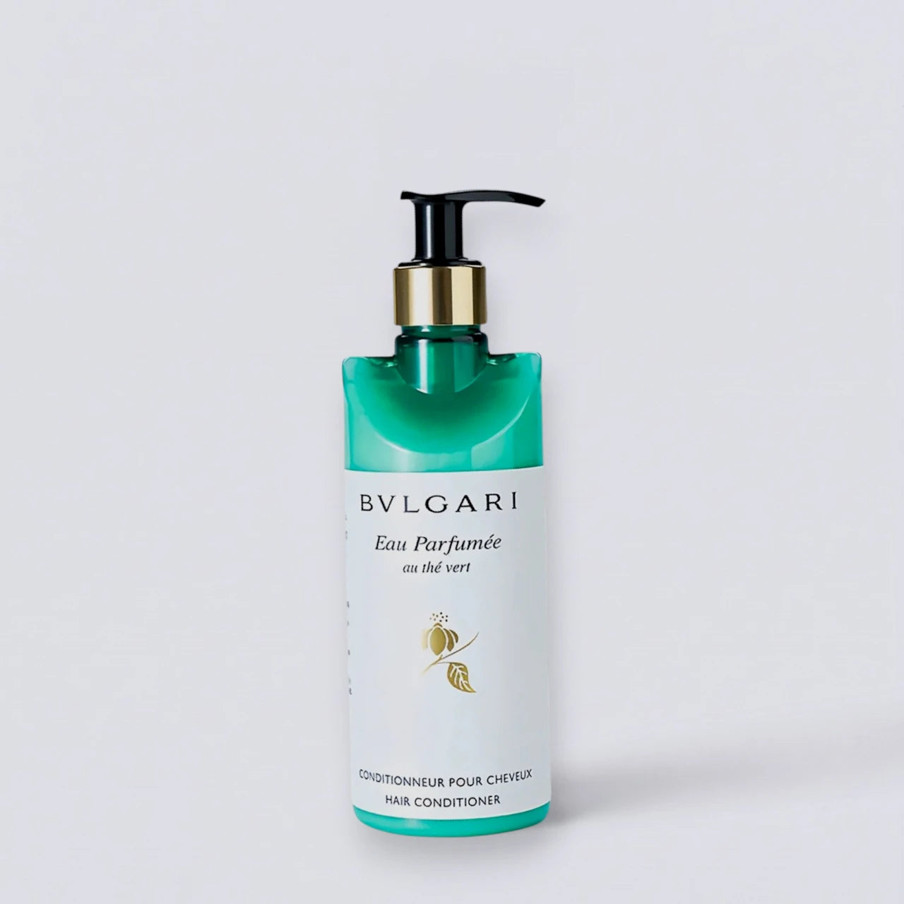 Bvlgari Green Tea Conditioner 300ml, premium hair care inspired by Bvlgari Hotel amenities. Sophisticated botanical formula by Luxe Hotel Essentials.