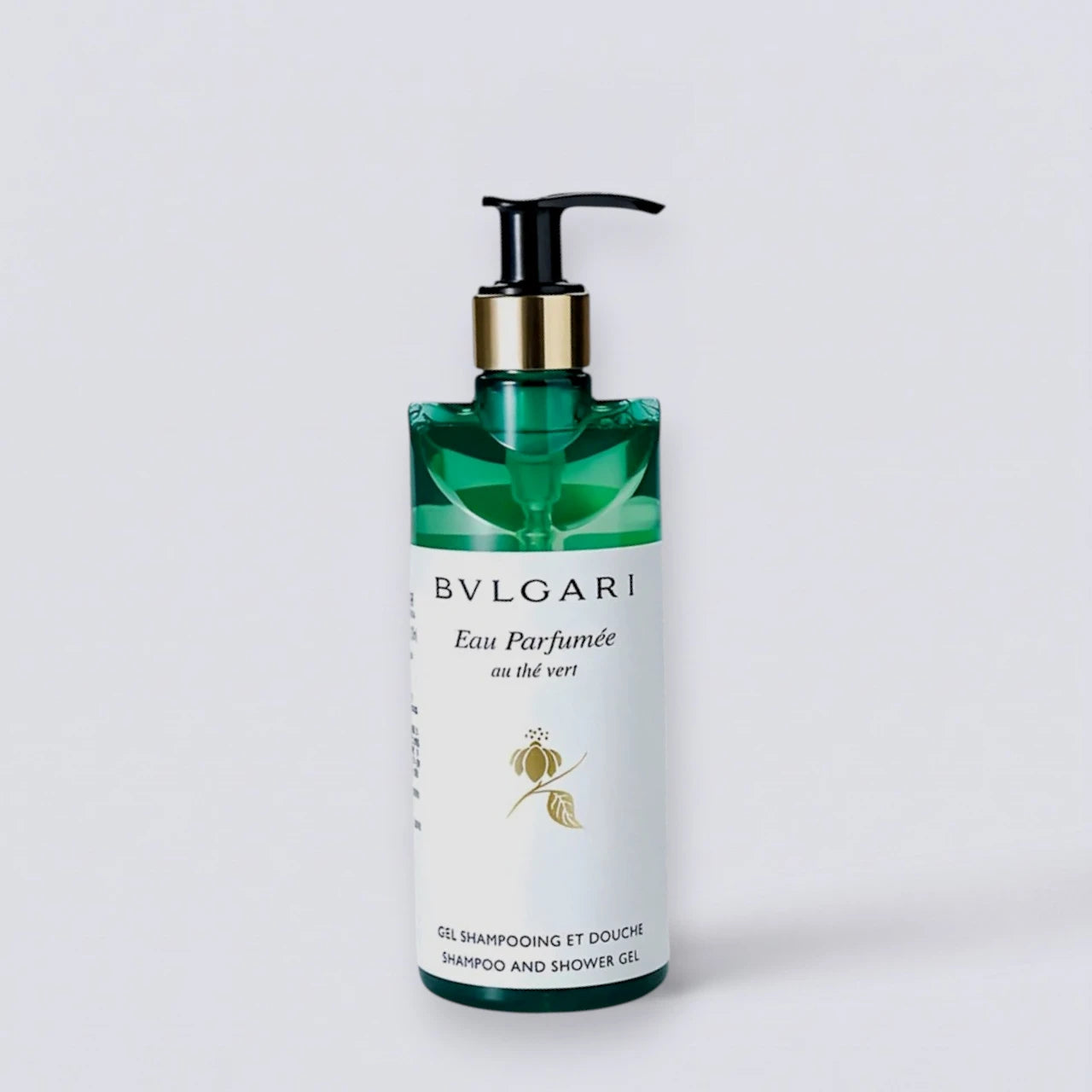 Bvlgari Green Tea Shower Gel 300ml, as seen in Bvlgari luxury suites. Iconic aromatherapy body wash with green tea extracts by Luxe Hotel Essentials.