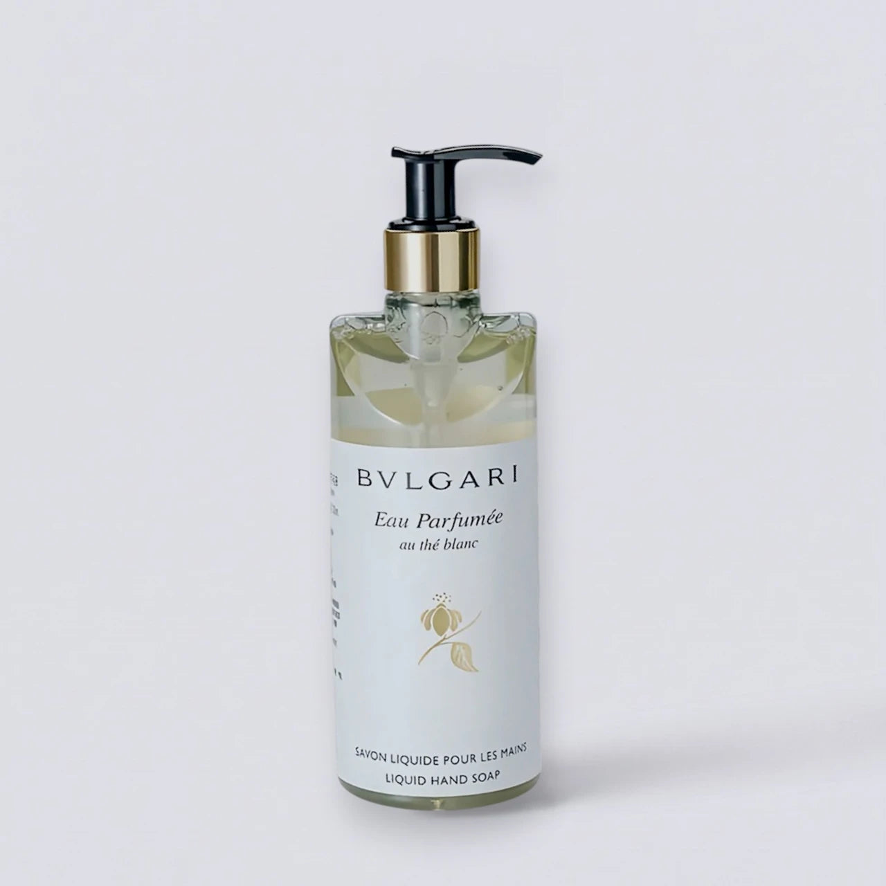 Bvlgari White Tea Hand Wash 300ml, luxury hotel bathroom essentials. Signature Eau Parfumée scent for hands by Luxe Hotel Essentials.