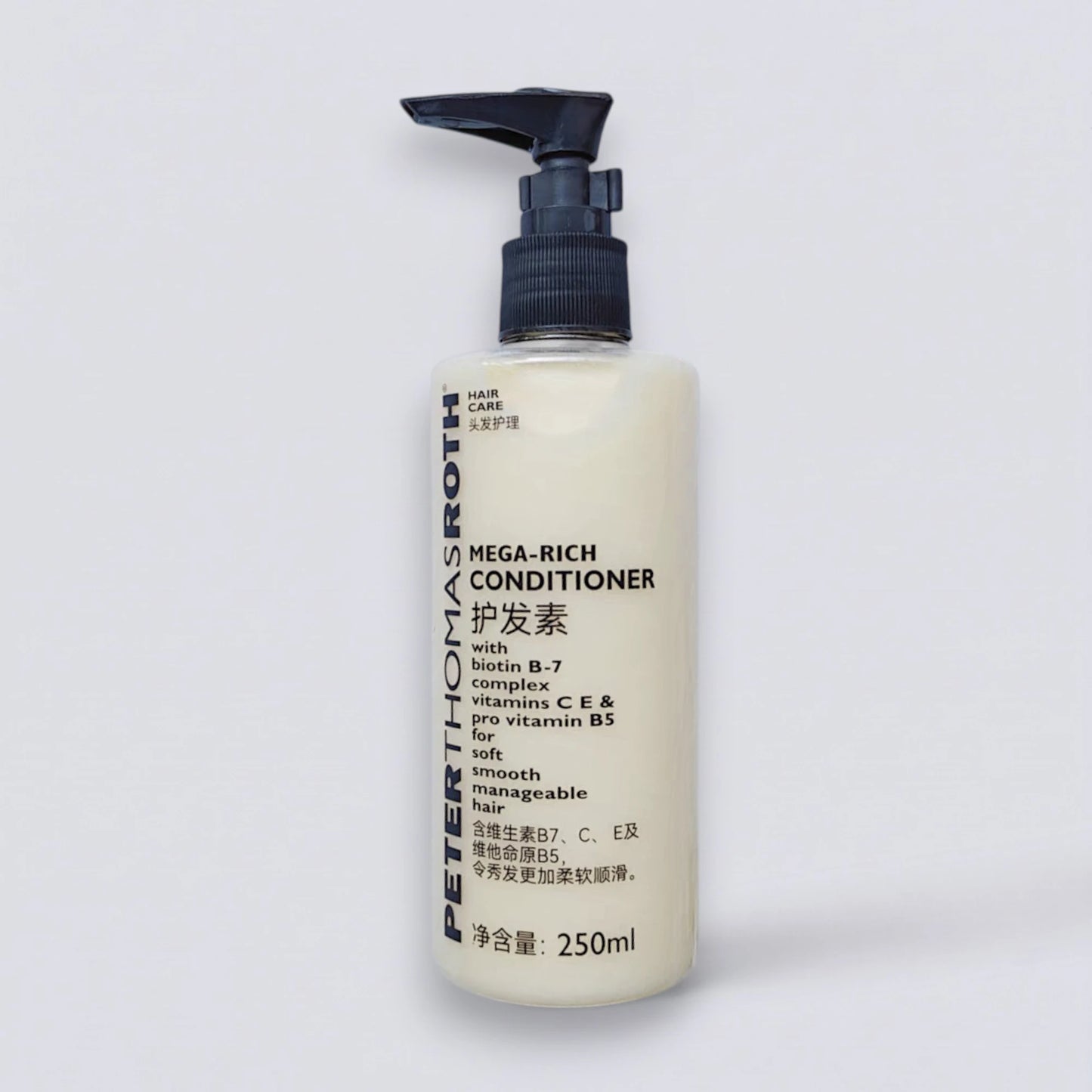 Peter Thomas Roth Mega-Rich Conditioner 250ml, premium hair repair with a professional hotel-grade formula. Smoothing megavitamin care by Luxe Hotel Essentials.