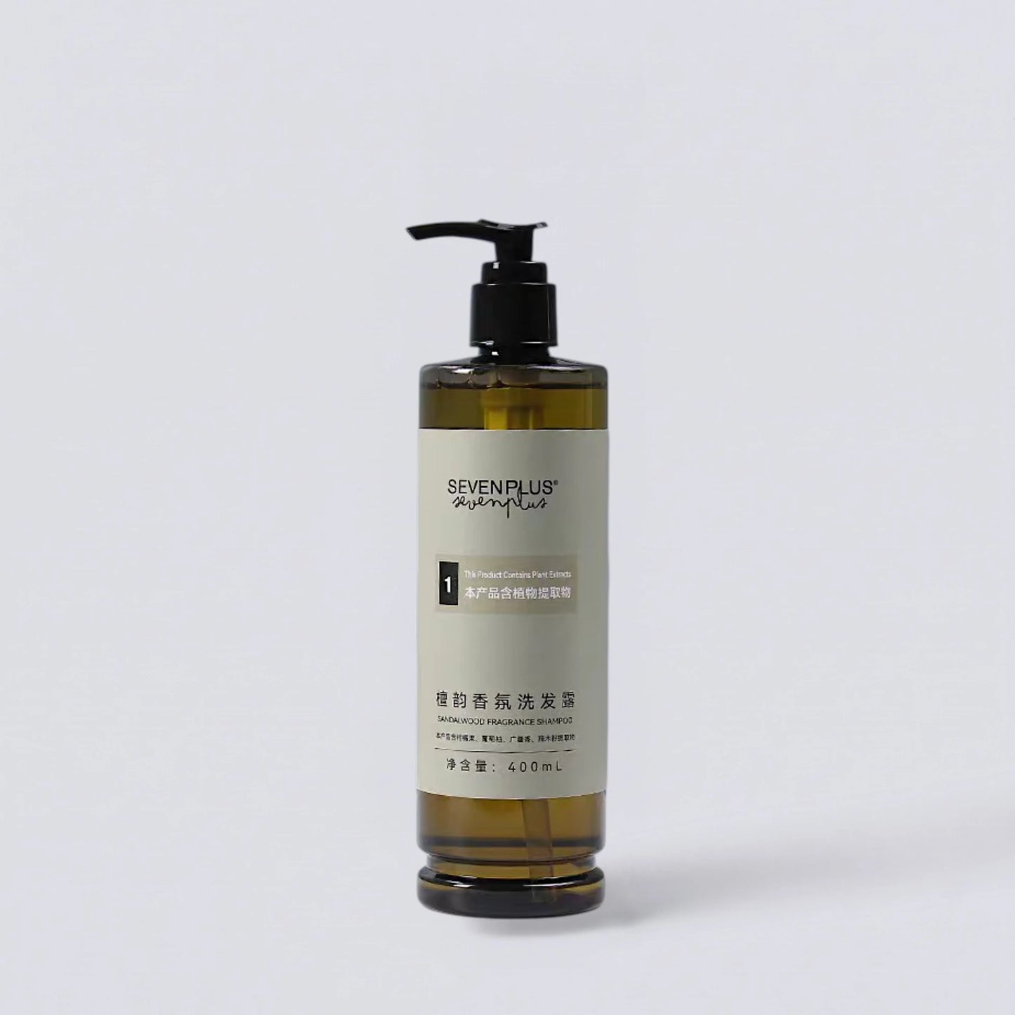 SEVEN PLUS Shampoo 400ml, inspired by the refreshing amenities of Crowne Plaza Hotels. Pure and minimalist hair care by Luxe Hotel Essentials.